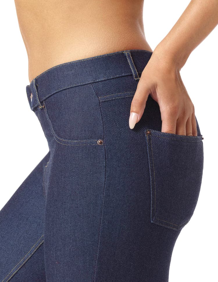 Essential Denim Mid-Rise Capri