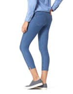 Essential Denim Mid-Rise Capri