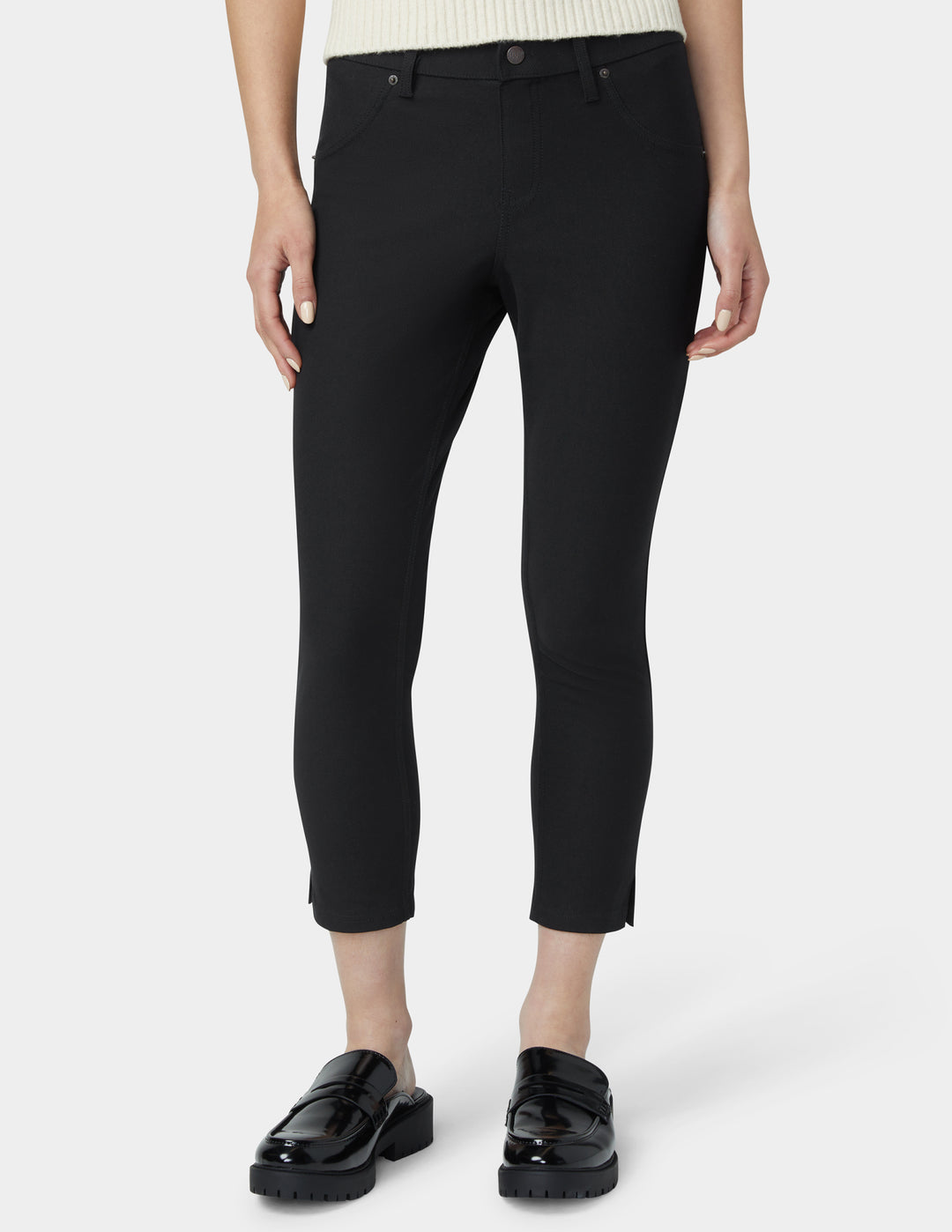 Essential Denim Mid-Rise Capri