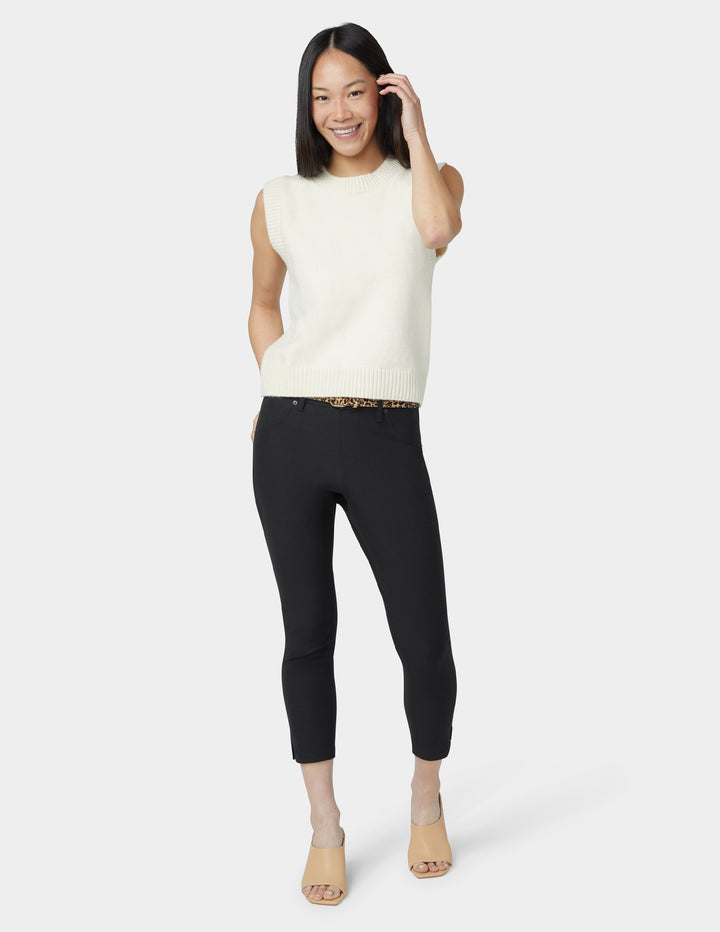 Essential Denim Mid-Rise Capri