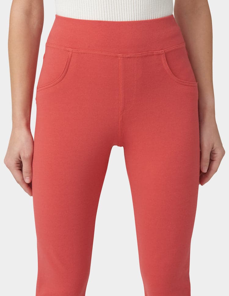 Game Changing Tulip Hem Capri